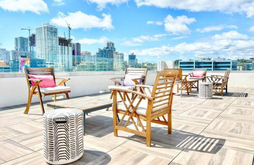 Beautiful One Bedroom Apartment With View of City - Foto 21