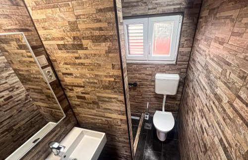 Mila's pet friendly holiday house with private beach place and sunbeds included - Photo 11