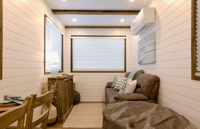 The Shoreline Container Tiny Home 12 min to Magnolia Baylor - Foto 37