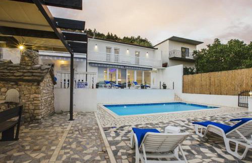 Holiday home Leko with outdoor pool and hot tub , can fit 22 people - Foto 23