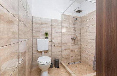 Amazing Home In Modrusani With Wifi - Foto 44