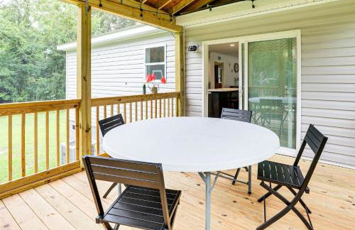 Screened Porch Family-Friendly St Stephen Retreat - Photo 20