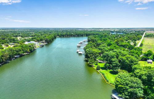 Beautiful Lakefront Cabin - Something For Everyone - Photo 89