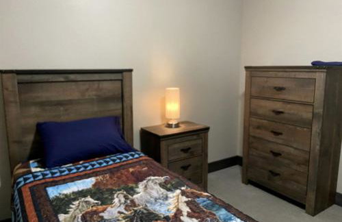 Modern Condominium with Pet-Friendly Drift Boat Parking near Madison River in Ennis, Montana - Foto 17