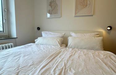 Exklusives City Apartment - Balkon - 24h Check-in - Foto 22