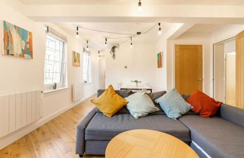 Central, Bright 2 Bed Flat - Pool & Sauna - Foto 7