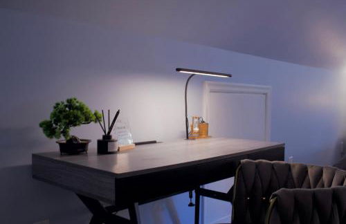 Cozy Pocono Home with a Hot Tub, Fire pit, Karaoke, Games and more! - Foto 15