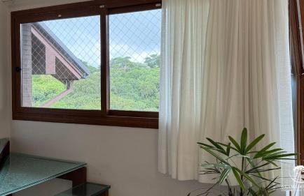 Luxuoso apartamento de 3 suítes frente rua torta - Foto 31