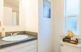 Rainforest Tiny Home Retreat Woodsy - Foto 12