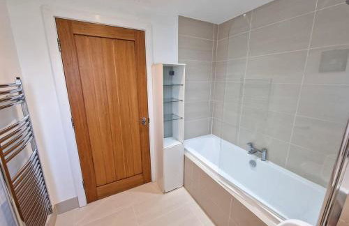 4 Bed Home in Altrincham by City SuperHost - Foto 23