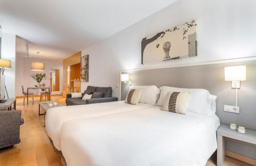 Aspasios Plaza Real Apartments - Foto 14