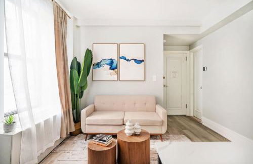 73-308 New 1BR 1Bth UWS Doorman Gym - Foto 1