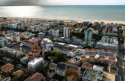 Elegant Villa Near the Beach - Beahost - Foto 6