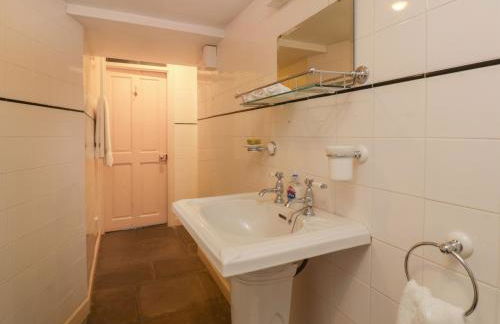 The Precinct House - Foto 13