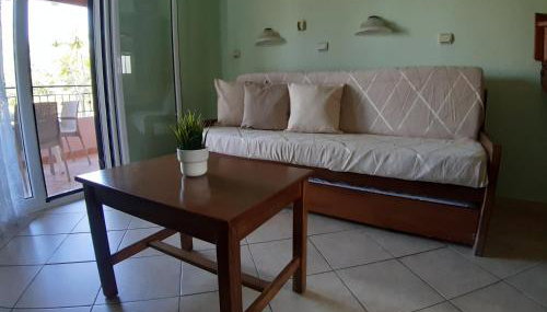 Elizabeth Roda - Photo 5