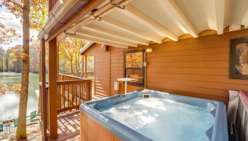 Hocking Hills Lake Gem with Hot Tub, Dock, 100 Acres - Foto 4