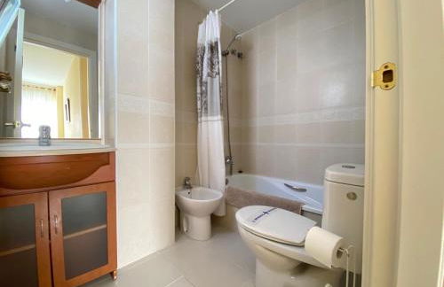 ÁTICO TERRAZA 65m. Playa, piscina, A/C, Wifi - Foto 28