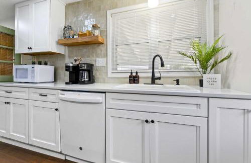 Sandy Feet Getaway Spacious Coastal Retreat 3 MIn Walk to Coast - Foto 3