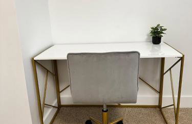 Luxury Olivewood Oasis - 13 mins to Cleveland - Foto 24