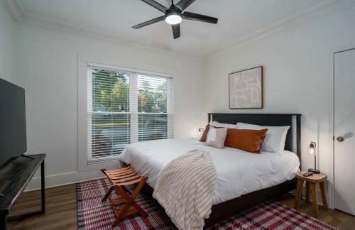 Roll Tide Bungalow-3 miles to UA- 5 TVs- Game Room - Foto 2