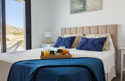 PANORAMIC pool & mountains house - Foto 15