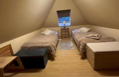 Large holiday home with garden, close to the lake - Foto 11