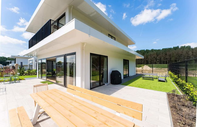 Lakeside Home With a Jetty - Foto 1