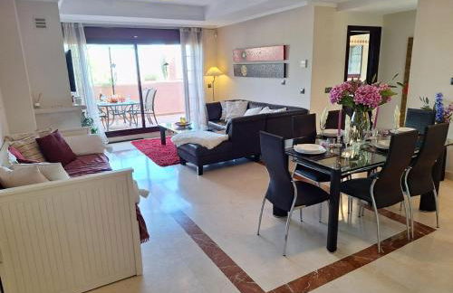 El Soto de Marbella FREE Golf-Tennis-Padel-Gym 2 Bedroom Penthouse - Foto 46