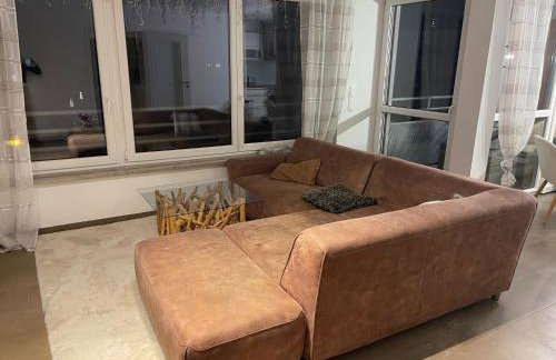 Helle großzügige ruhige Dreizimmerwohnung in Altstadtnähe mit kostenlosem Tiefgaragenstellplatz - Foto 7