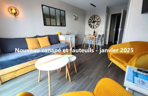 LocaLise au Guilvinec - A22 - Belle vue sur la mer, la piscine et le jardin - Tout à pied, plages, port, centre, commerces, marché - Wifi inclus - Animaux bienvenus - Linge de lit inclus - Foto 2