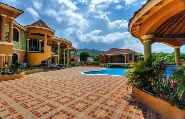 Milbrooks Villa and Retreat - Foto 1