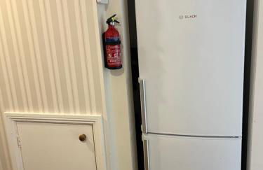 Garden Flat near train station - Foto 13