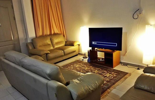 Homely Ground Apartment - Foto 8