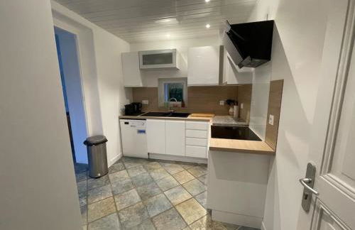 Qouei Eichi la maison fleurie PISCINE Campagne - Foto 9