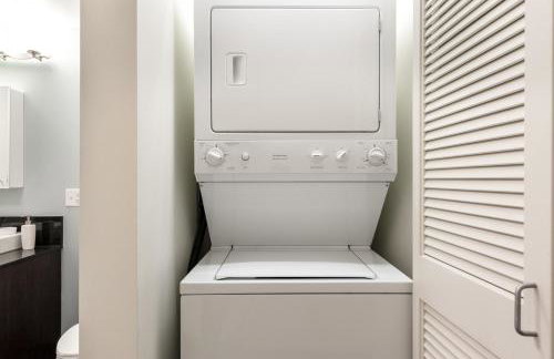 Loop 1BR w Pool Gym nr Financial District CHI-251 - Photo 15