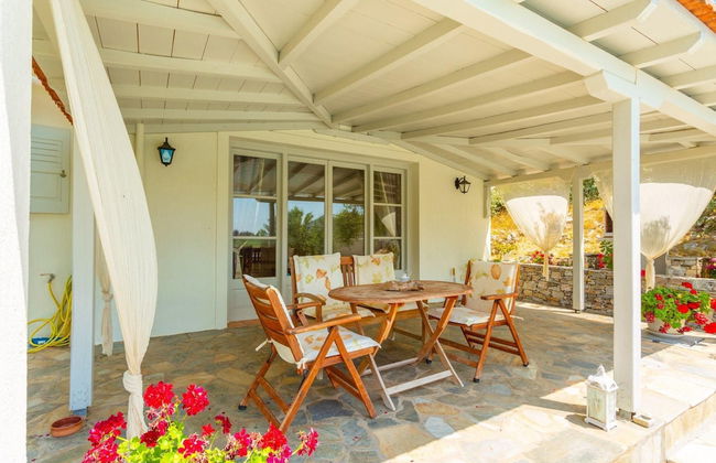 Villa Tassoula Large Private Pool Walk to Beach Wifi - 2830 - Foto 1