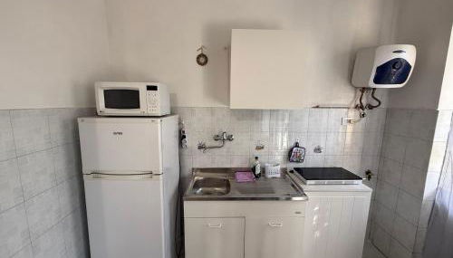 Sempice alloggio a pochi minuti dal centro storico - Photo 4