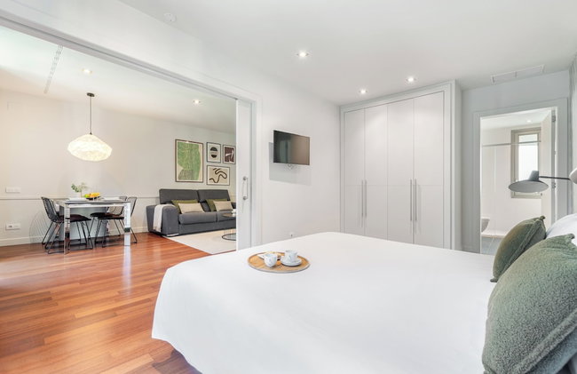 Aspasios Paseo de Gracia Apartments - Photo 21