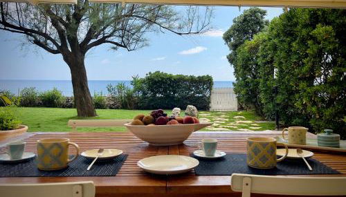 Seaside Villa with private garden - Foto 3, Garden view