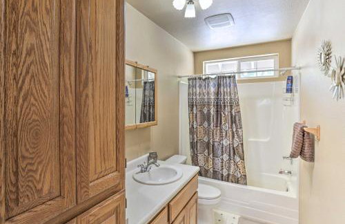 Private Pool and Game Room Family Weaverville Gem - Foto 30