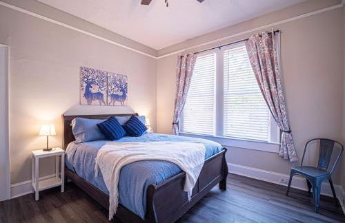 Marietta Square's Home Away! - Foto 6