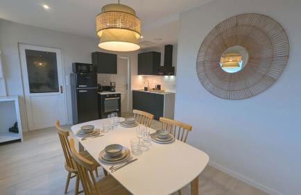 Beautiful beachfront apartment, 180d sea and cliff view - Foto 39