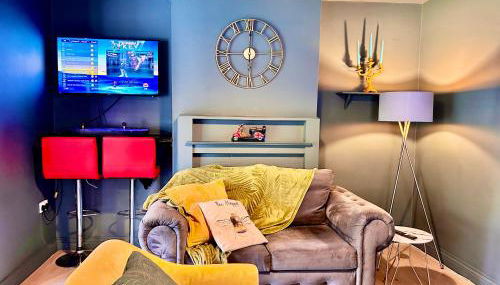 4 Bedroom House - DISC0UNTS - Parking, Contractors, Group, Family - Foto 2