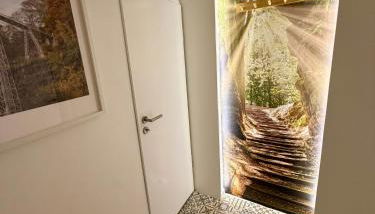 Ferienwohnung Kathy - Moderne, stilvolle Ferienwohnung mit Balkon, Sauna und kostenlosem Parkplatz im schönen Elbsandsteingebirge - Foto 3, Lobby or reception