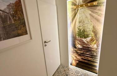 Ferienwohnung Kathy - Moderne, stilvolle Ferienwohnung mit Balkon, Sauna und kostenlosem Parkplatz im schönen Elbsandsteingebirge - Foto 3