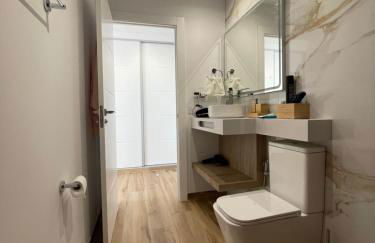 This spectacular 3-bedroom apart - Photo 36