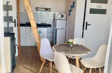 Osada Familia Śmiechów - Foto 9