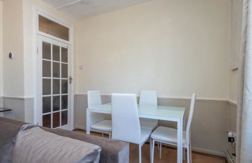 Cosy 4 bed near Greenwich Fast & Easy to Central London - Foto 8