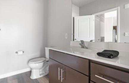 Landing Beautiful 1BD Clubhouse Gym - Foto 16