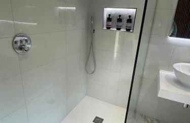 Home in Wirral - Peaceful Contemporary Gem. - Foto 15